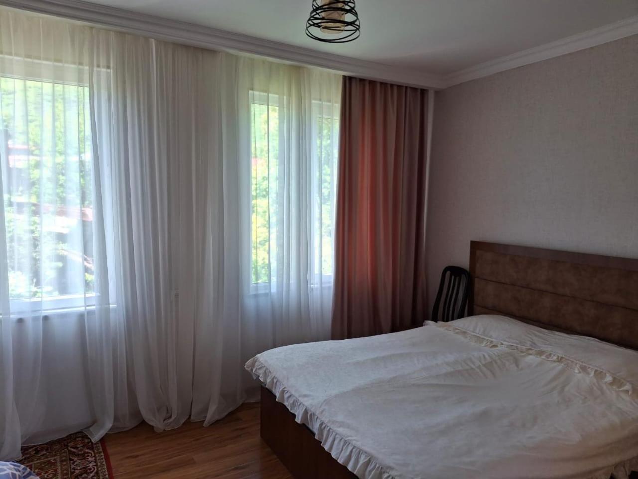 Center Hotel Goris Exterior foto